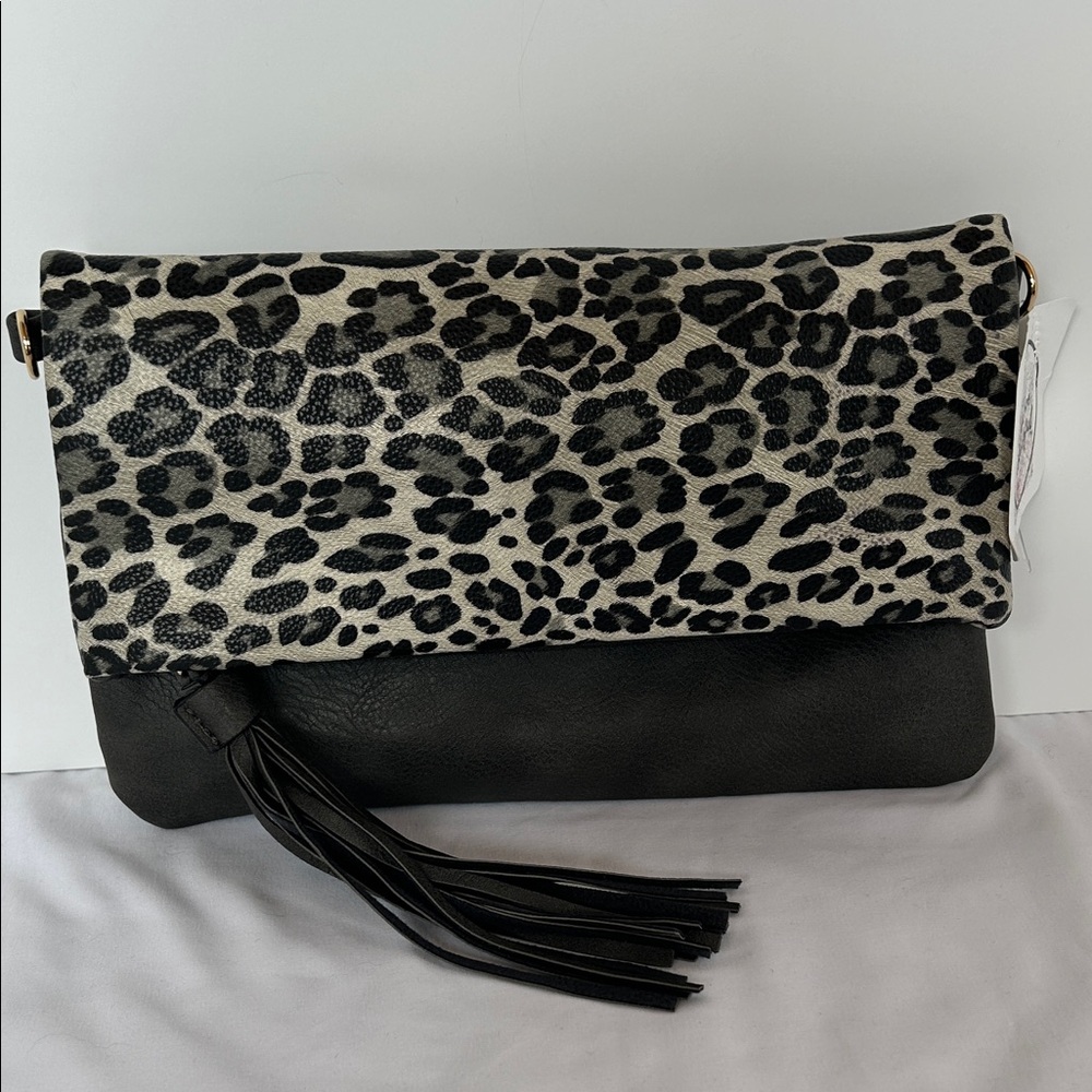 Jen&Co Leopard-Print Foldover Clutch with Black Tassel Accent